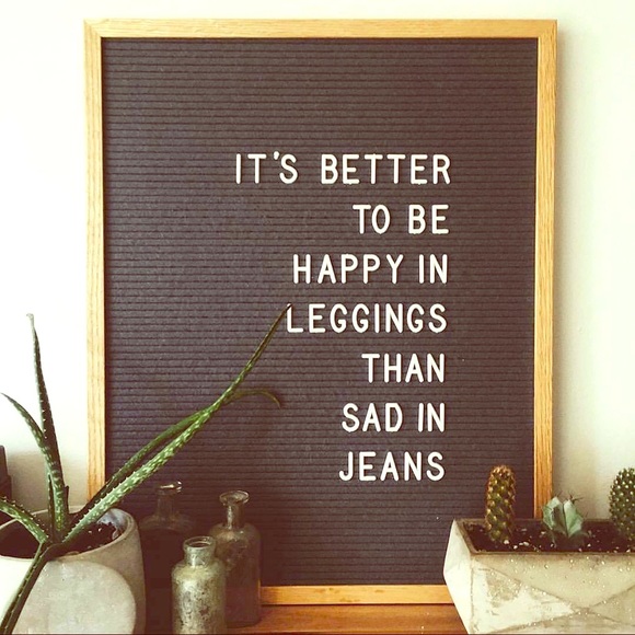 Meet your Posher, Julissa - Picture 1 of 1